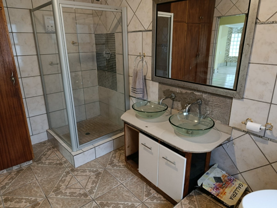4 Bedroom Property for Sale in Hospitaalpark Free State